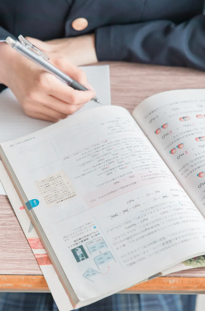 晴れやかな学生の写真