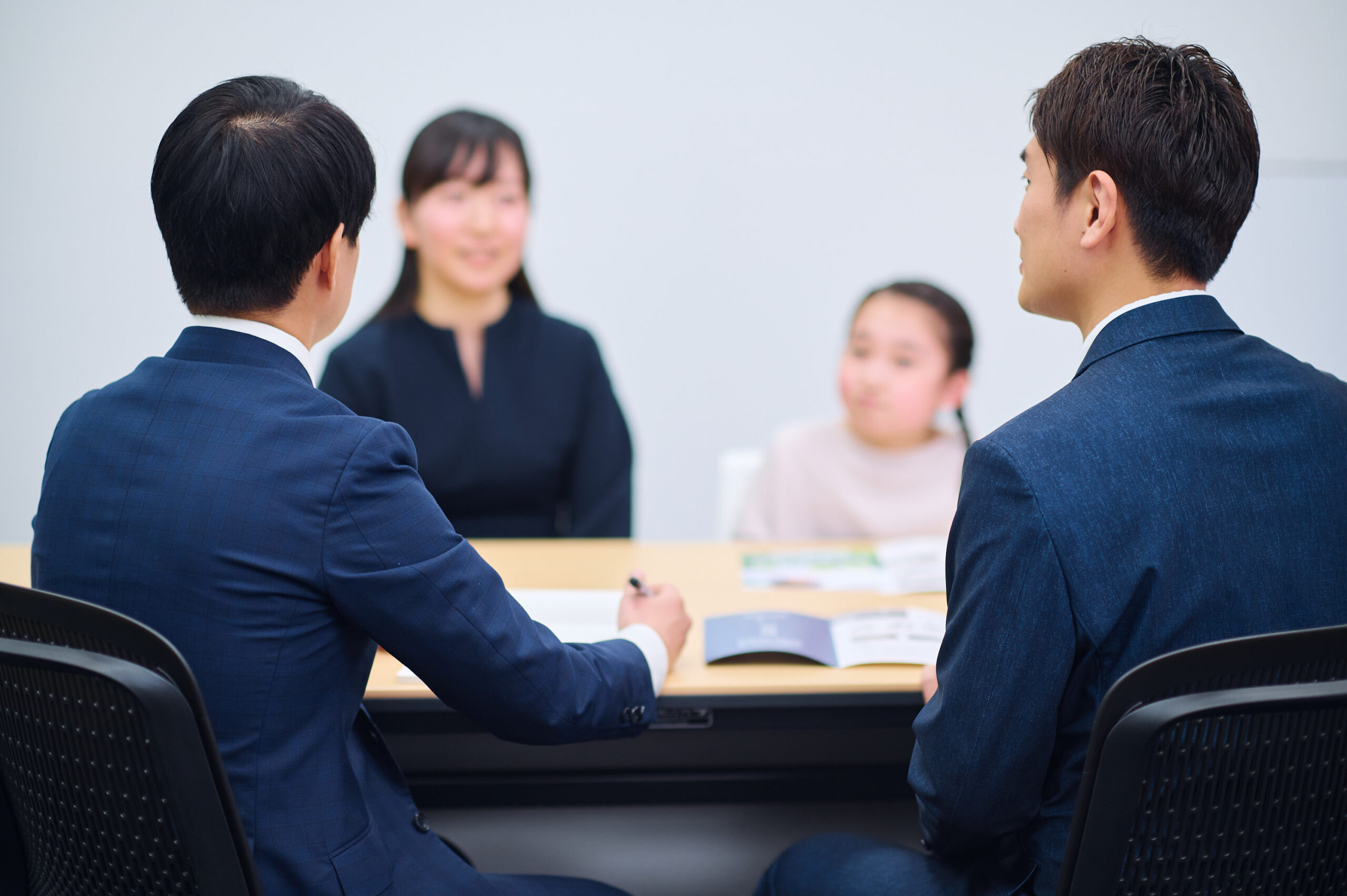 HiRAKUの教室で学習する様子